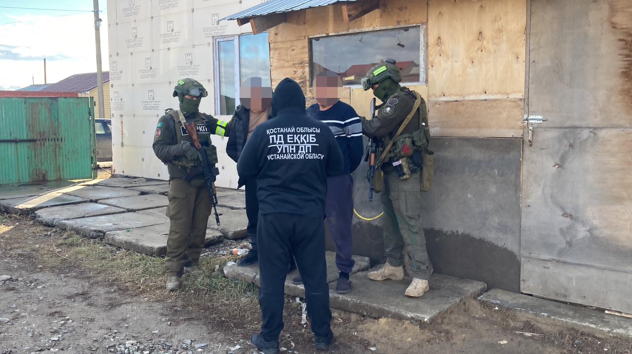 У рудничанина полицейские изъяли почти 6 кг марихуаны