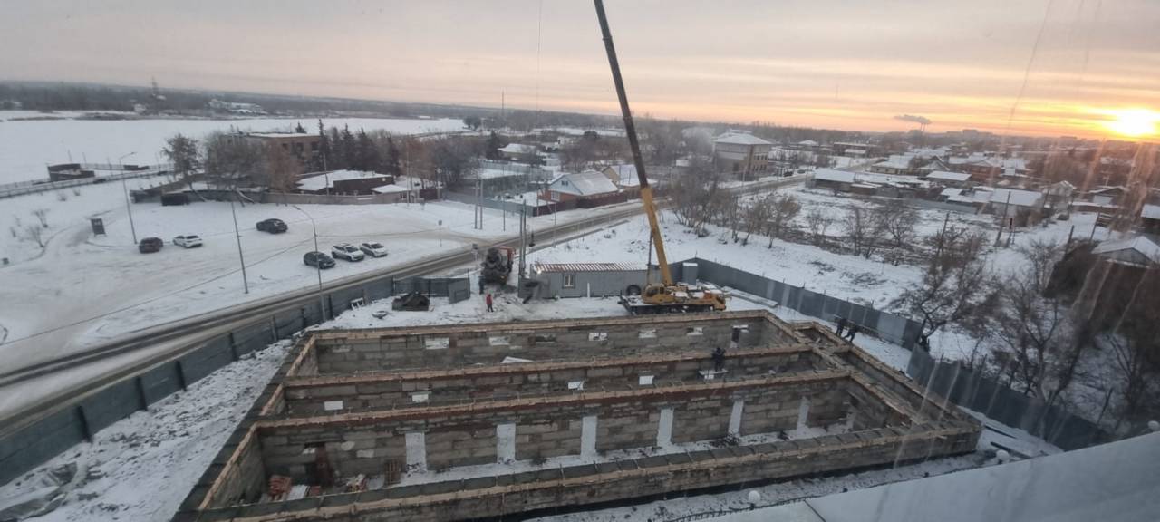 Жители многоэтажки на набережной Костаная намерены остановить строительство общежития у них под окнами