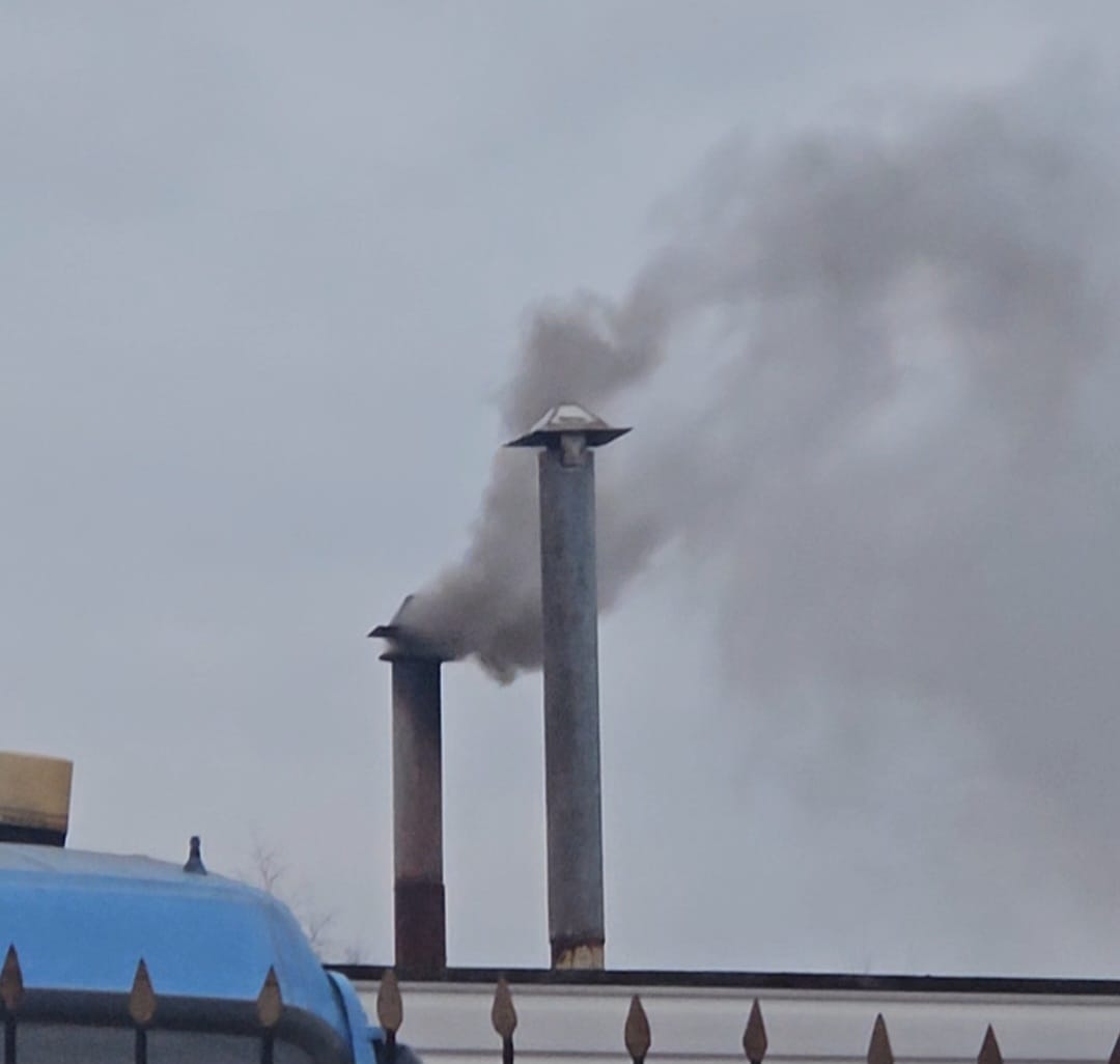 Можно ли наказать соседа за едкий черный дым, исходящий из трубы бани или дома?