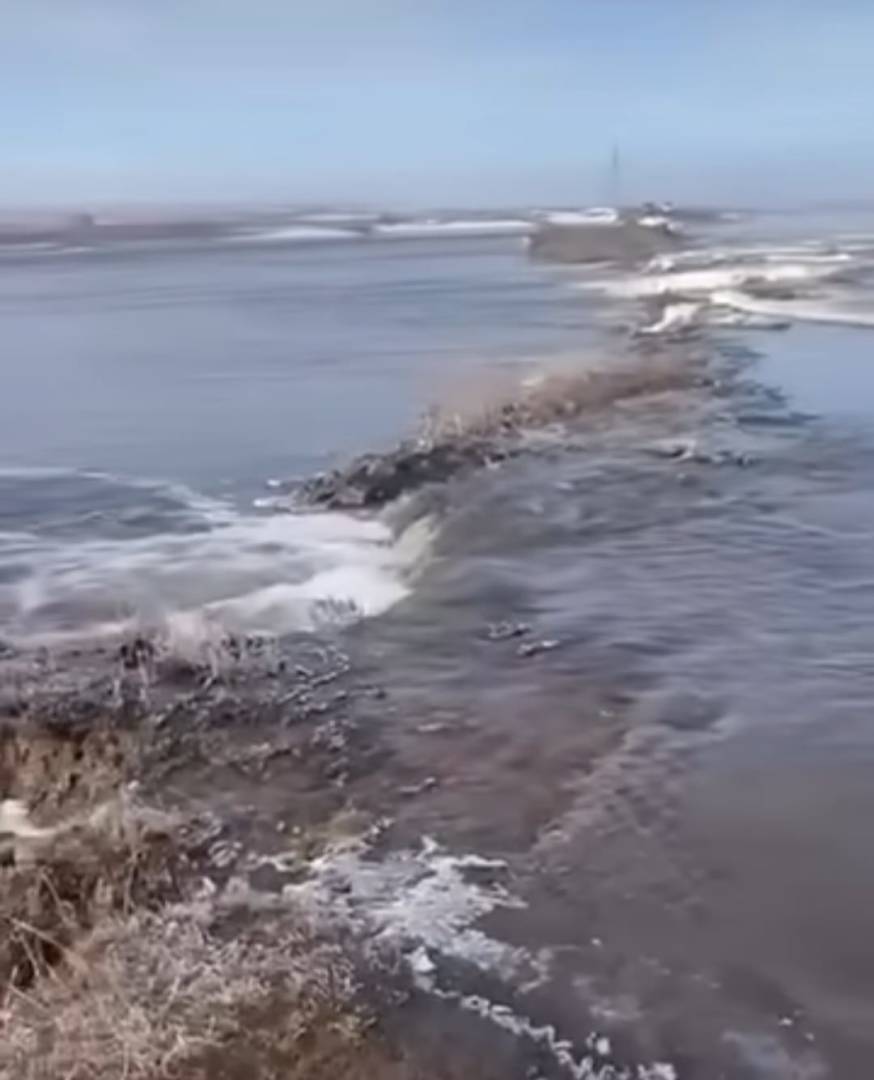 Жители села Набережное Денисовского района оказались отрезаны от внешнего мира