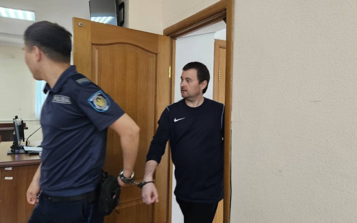 15 лет колонии: в Костанае вынесли приговор напавшему на судебного исполнителя