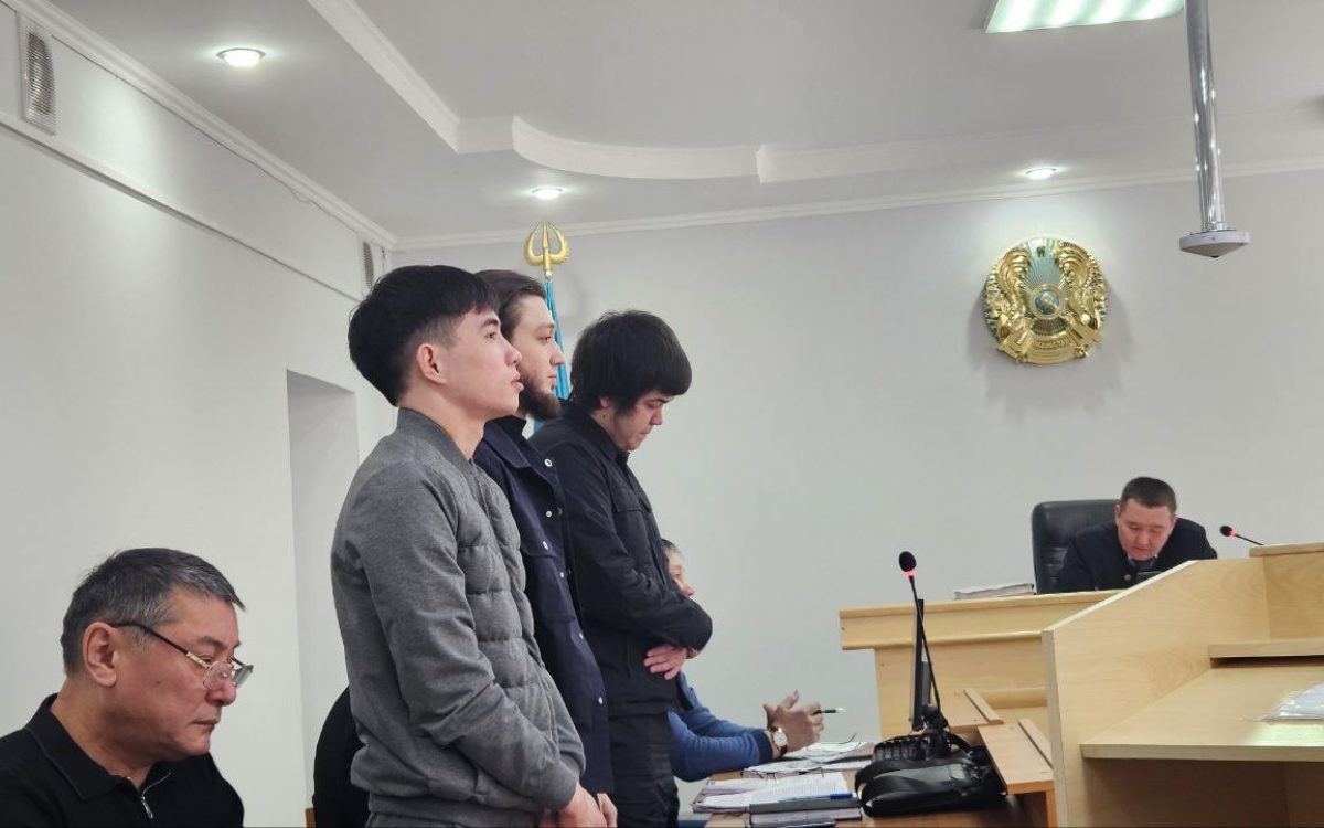 Одному из участников драки у клуба Forty Four смягчили наказание