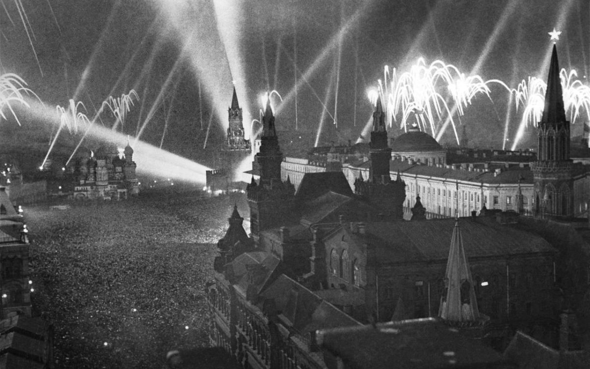 Победа была общей, ее нельзя разделить, растащить на кусочки